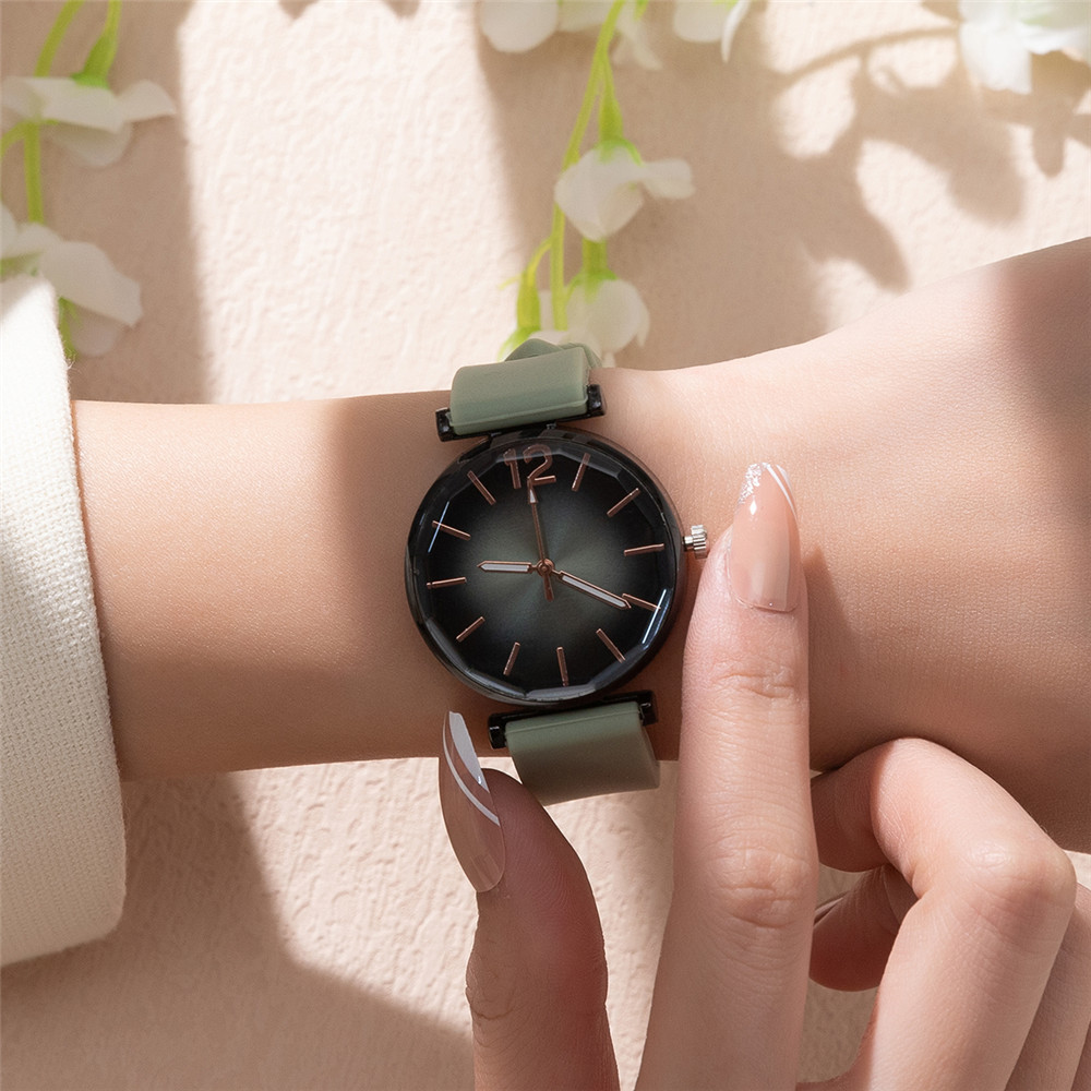 Moda Señoras Deportes Simple D - Silicone Band Women reseña y precio
